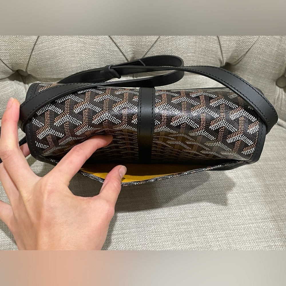Goyard Belvedere PM Crossbody in Black - Picture 11 of 13